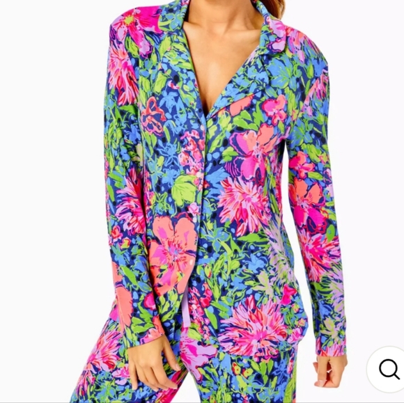 Lilly Pulitzer PJ Knit Set Button-up Top Multi Festive Fantasy Size Med - Picture 9 of 11